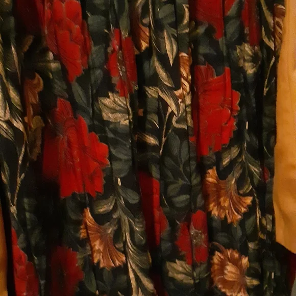 Vintage 80's 2 Piece Floral Skirt and Goldenrod with Trim Blazer Suit Set - 10 - Picture 8 of 11